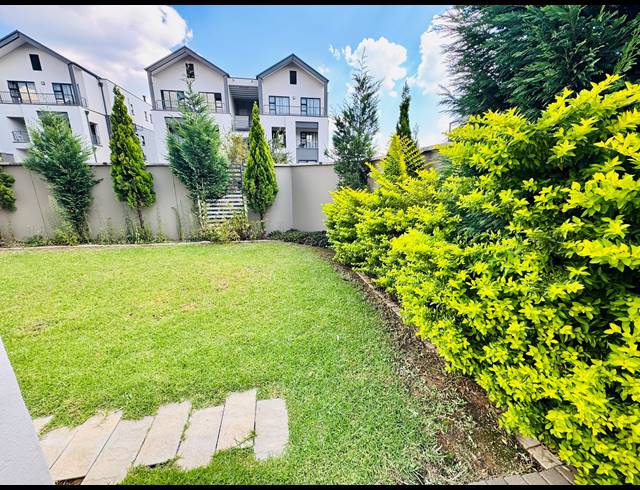 3 BEDROOM FLAT FOR SALE IN WATERFALL
